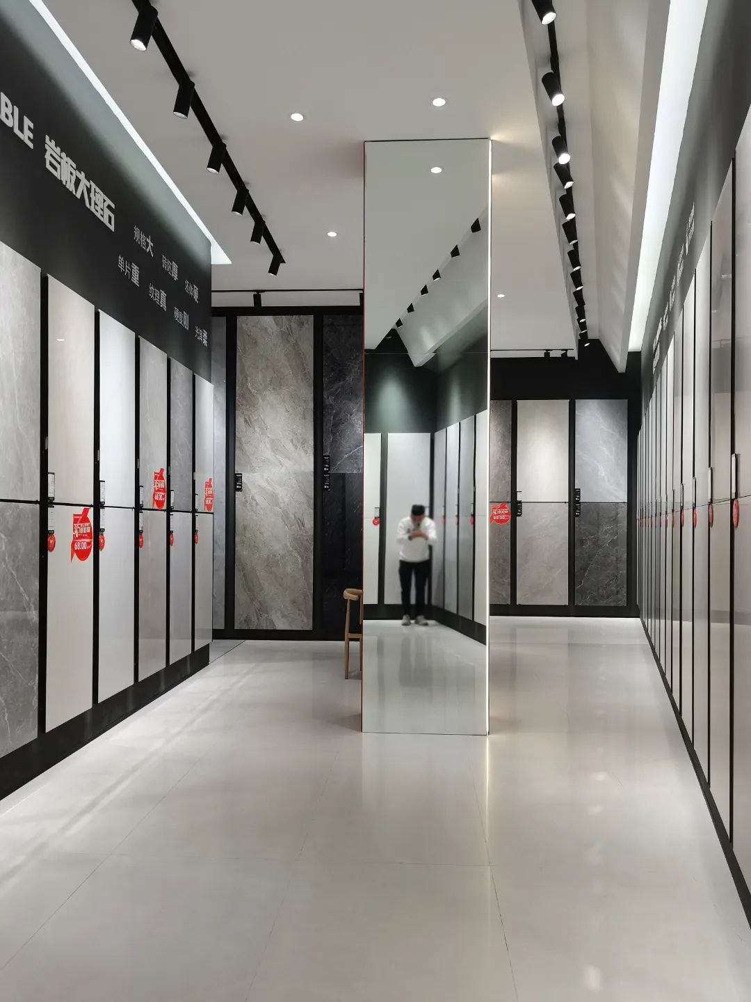 終端風(fēng)采 | 強輝淮南旗艦店，中性格調(diào)，以藝術(shù)裝點設(shè)計(圖12)