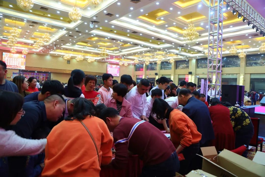 金虎迎新·領(lǐng)跑2022 | 集團(tuán)年度總結(jié)會暨新年晚會完美落幕！(圖23)