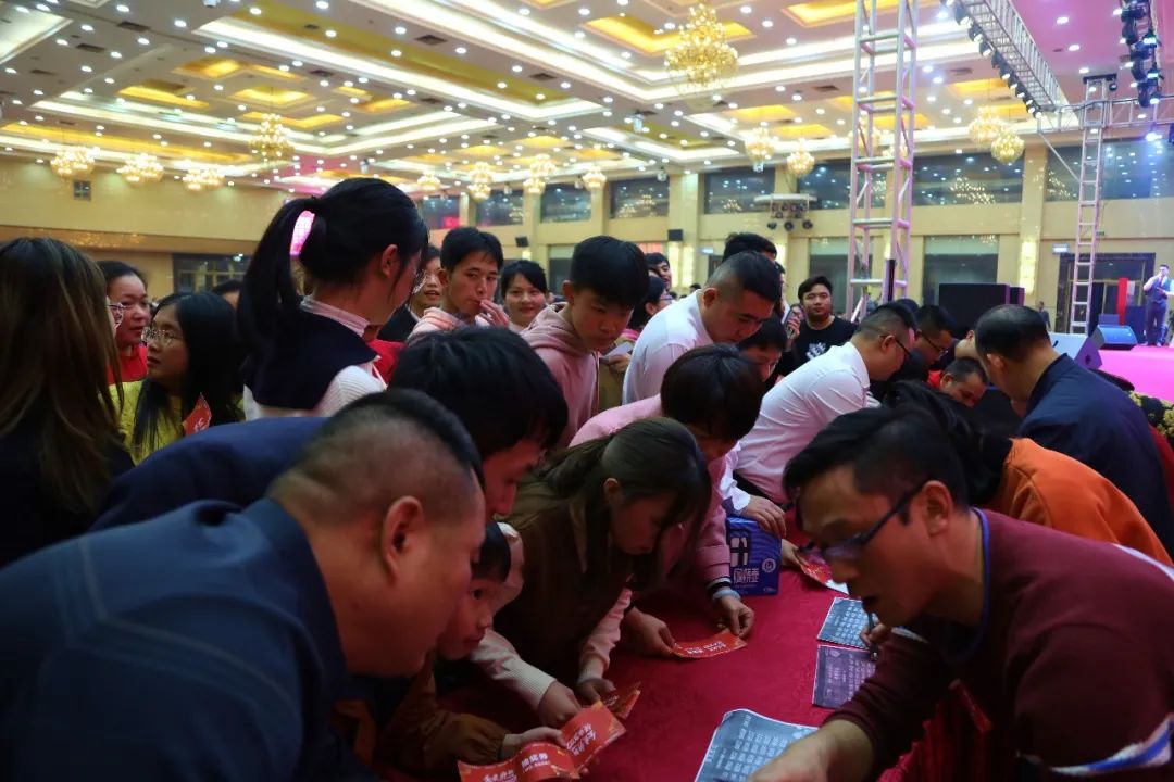 金虎迎新·領(lǐng)跑2022 | 集團(tuán)年度總結(jié)會暨新年晚會完美落幕！(圖24)