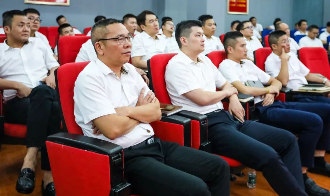 這一次，我們玩大的 | 強(qiáng)輝金九銀十無界增長(zhǎng)營銷大會(huì)復(fù)盤會(huì)議順利舉辦(圖9)