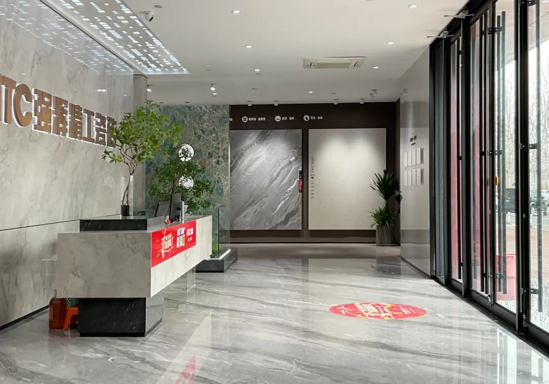 終端風(fēng)采 | 強(qiáng)輝東營(yíng)旗艦店，探尋質(zhì)感空間的詩意生活(圖6)