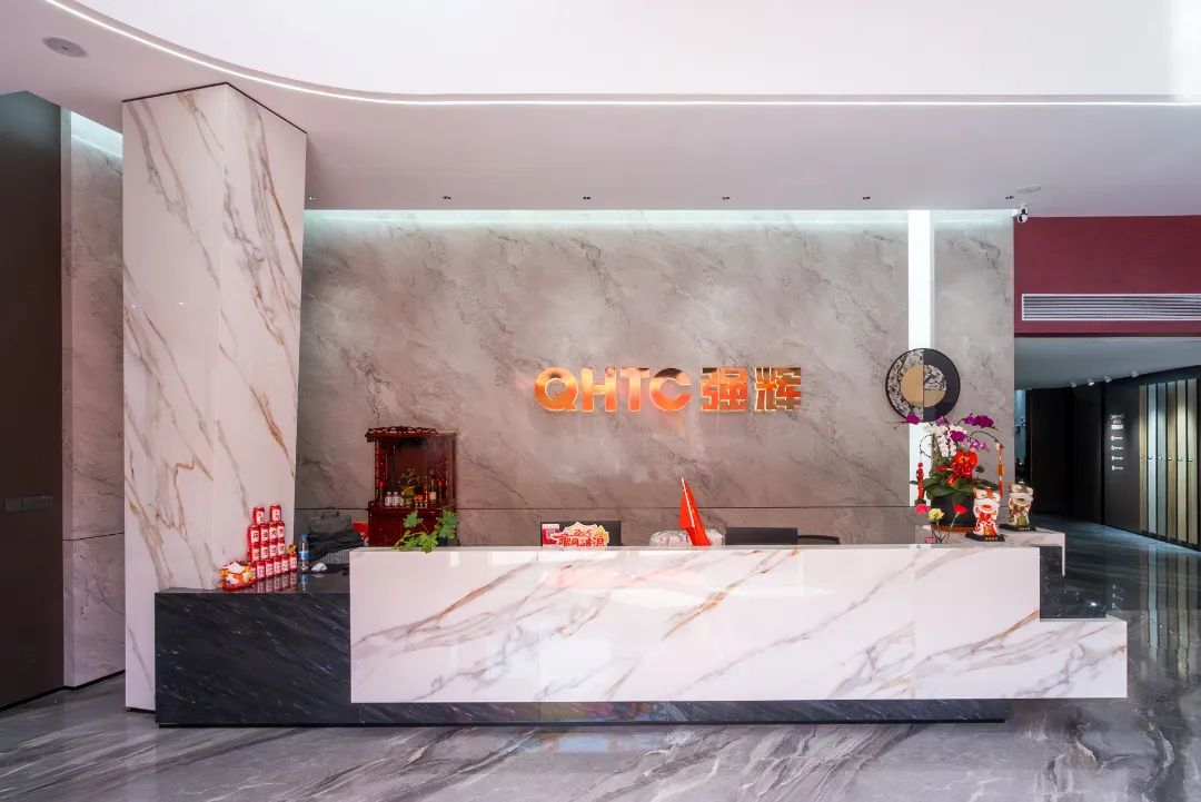 終端風(fēng)采 | 強(qiáng)輝晉江旗艦店，品味質(zhì)感大師館，打卡美學(xué)新坐標(biāo)(圖6)